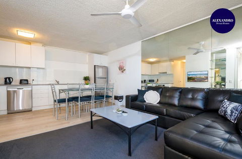 Stunning Ocean View Apartment - Resort Facilities - Perths Hotel 0