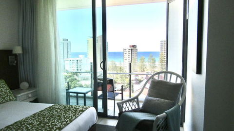 Stunning Surfers Paradise Apartment - Perths Hotel 1