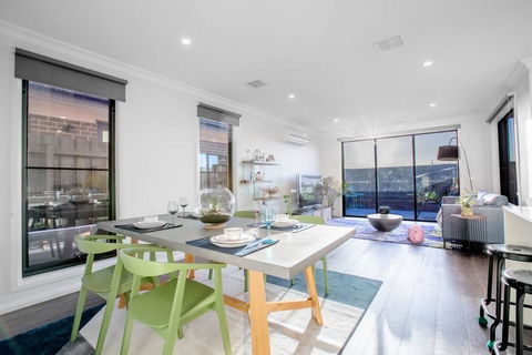 StylishTownhouse@Narre Warren/TrainStation/SC - Perths Hotel 3