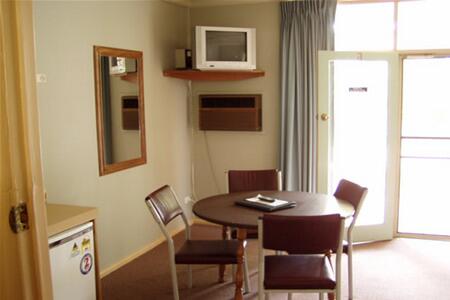 Sun River Resort Motel - Perths Hotel 3