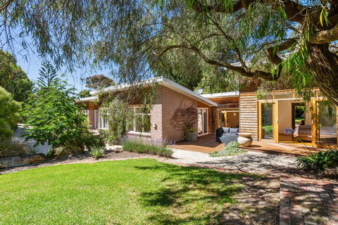 Sun Valley - Boutique Portsea Accommodation - Perths Hotel 1