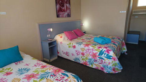 Sunflower Motel - Perths Hotel 0