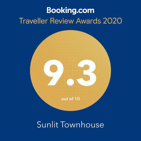 Sunlit Townhouse - Perths Hotel 3