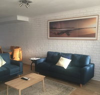 Sunlit Townhouse - Perths Hotel