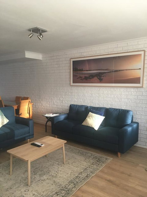 Sunlit Townhouse - Perths Hotel 0
