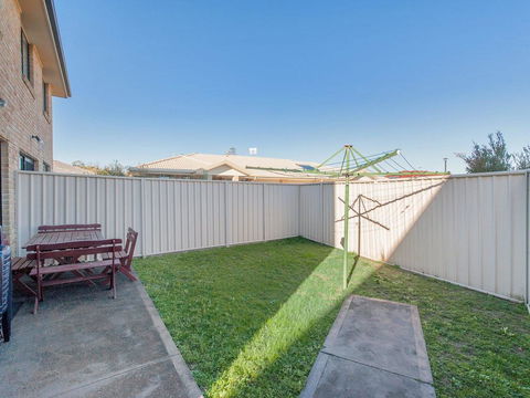 Sunrise @ Fingal Bay - Perths Hotel 2