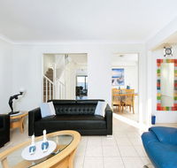 Sunrise  Fingal Bay - Perths Hotel