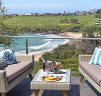 Sunrise Over Easts 1 - Pets stay free views - Perths Hotel
