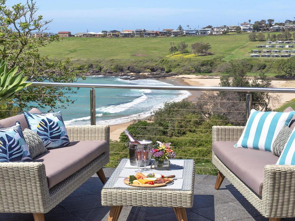 Kiama NSW Perths Hotel