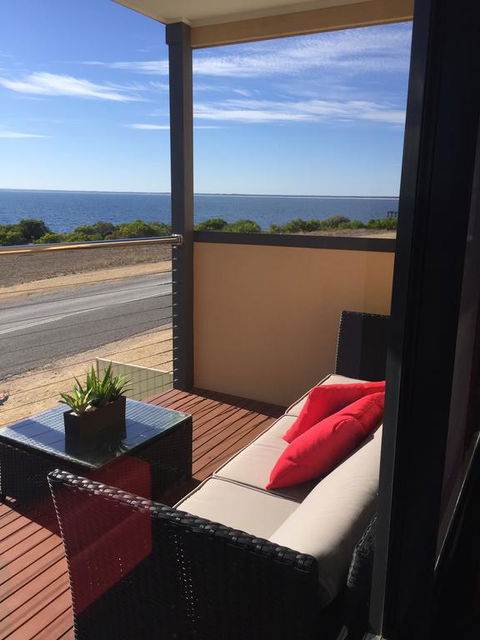 Sunset Cove Beach House - Perths Hotel 3