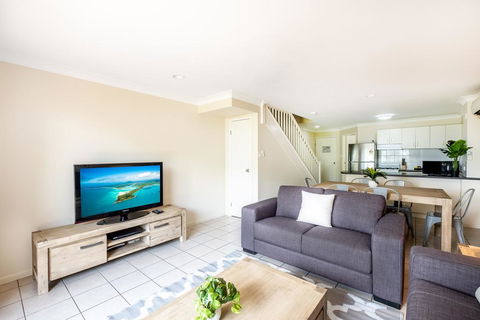 Sunset Waters Apartments - Perths Hotel 1