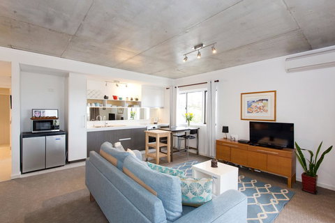 Sunsets By The Beach - Fremantle - Perths Hotel 1