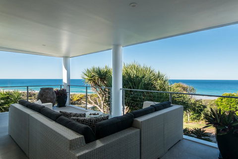 Sunshine Coast White House - Perths Hotel 0