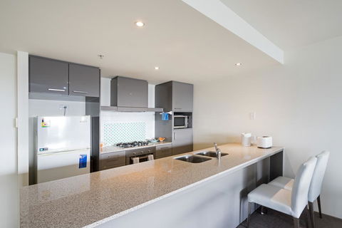 Superb Surfers Paradise Apartment - Top Location! - Perths Hotel 2