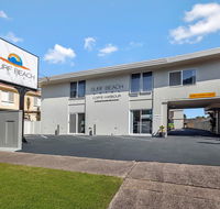 Surf Beach Motel Coffs - Perths Hotel