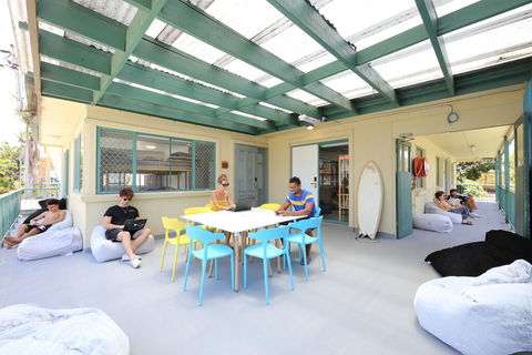 Surf Inn - Perths Hotel 3