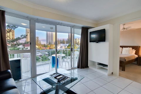 Surf Parade Resort - Perths Hotel 2
