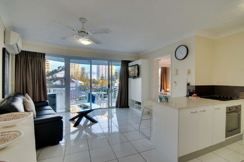 Surf Parade Resort - Perths Hotel 3