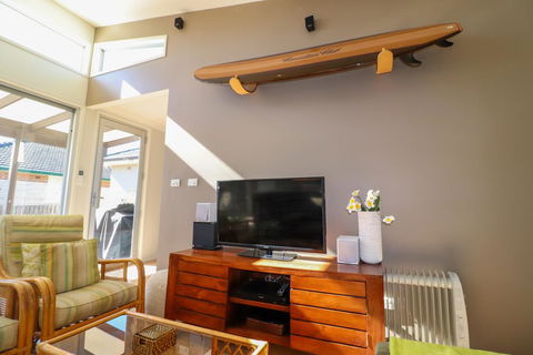 Surfside - Perths Hotel 1