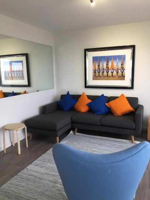 SurfSide Escape In Coogee - Perths Hotel 3