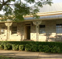 Surgeon's Cottage - Perths Hotel