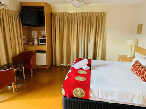 Swan Valley Oasis Resort - Perths Hotel 2