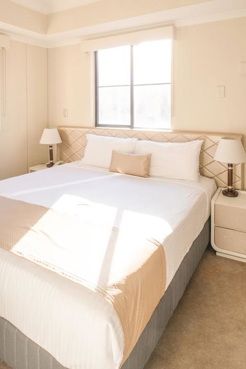 Sydney Hotel Harbour Suites - Perths Hotel 3