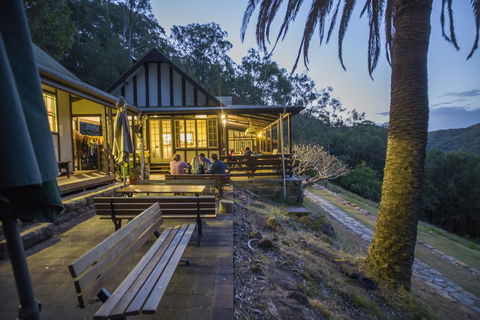 Sydney, Pittwater YHA - Perths Hotel 0
