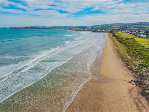Tahren Beachfront Shack - Perths Hotel 2