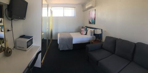 Tall Timbers Motel - Perths Hotel 1