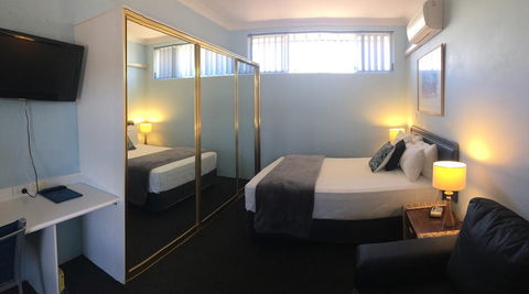 Tall Timbers Motel - Perths Hotel 3
