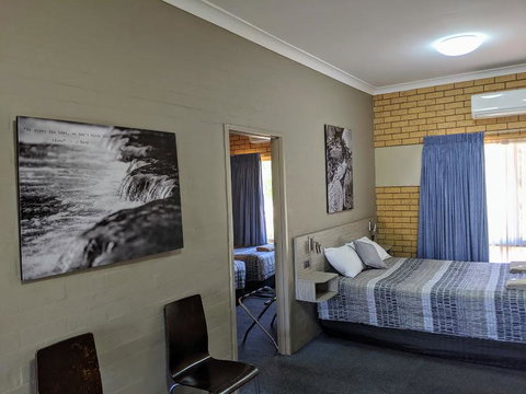 Tallarook Motor Inn - Perths Hotel 1