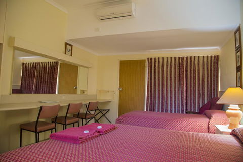 Tarra Motel - Perths Hotel 3