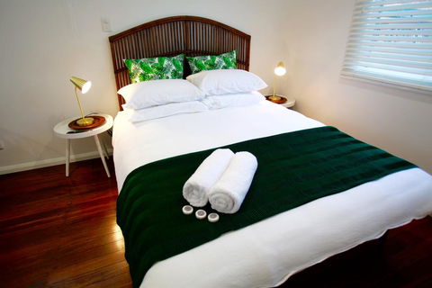 Tea Gardens Hotel - Perths Hotel 0