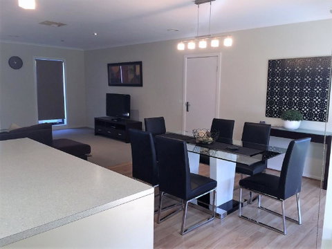 Tempo Place - Mulwala - Perths Hotel 3