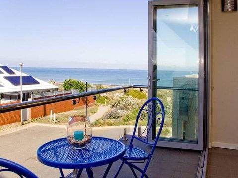 Tennyson View - Perths Hotel 0