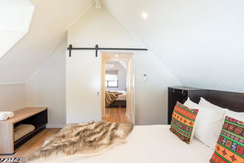 The African Village - Perths Hotel 3