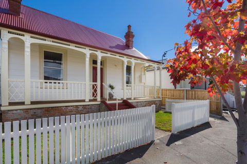 Brampton Cottage - Perths Hotel 5