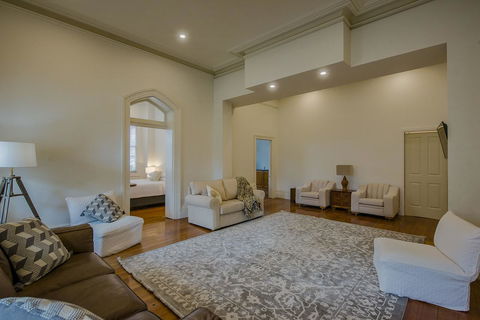 Roxburgh House Apartments - Perths Hotel 14