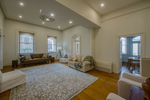 Roxburgh House Apartments - Perths Hotel 13