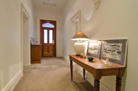 Roxburgh House Apartments - Perths Hotel 16