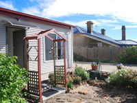 Book Oatlands Accommodation Vacations Perths Hotel Perths Hotel