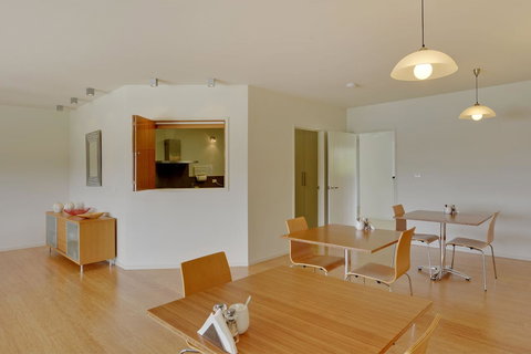 The Cove Kettering - Perths Hotel 20