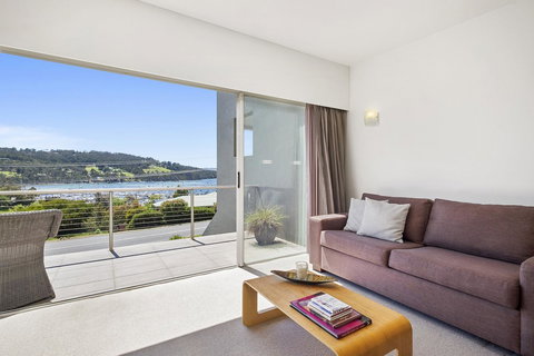 The Cove Kettering - Perths Hotel 11