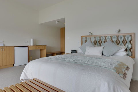 The Cove Kettering - Perths Hotel 23