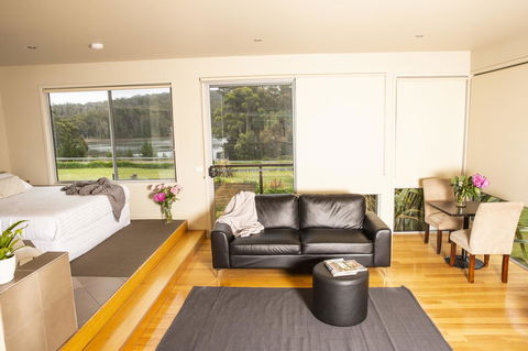 Little Norfolk Bay Events And Chalets - Perths Hotel 0