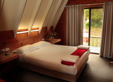 Bicheno By The Bay - Perths Hotel 17