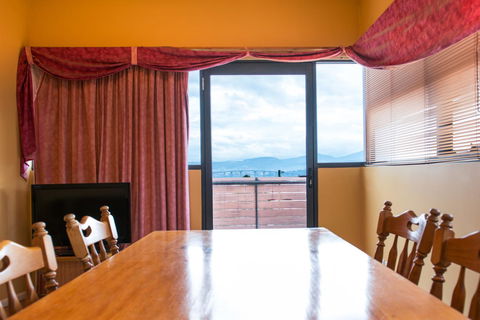 Beltana Hotel - Perths Hotel 15