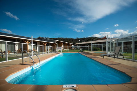 Beachfront Bicheno - Perths Hotel 35