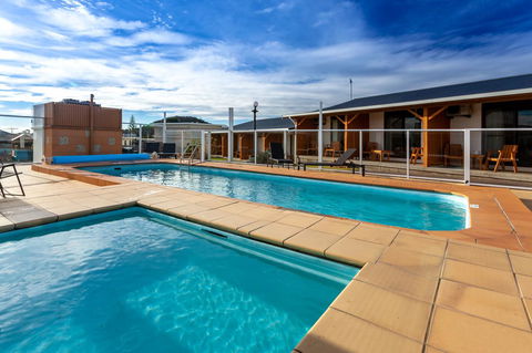 Beachfront Bicheno - Perths Hotel 34